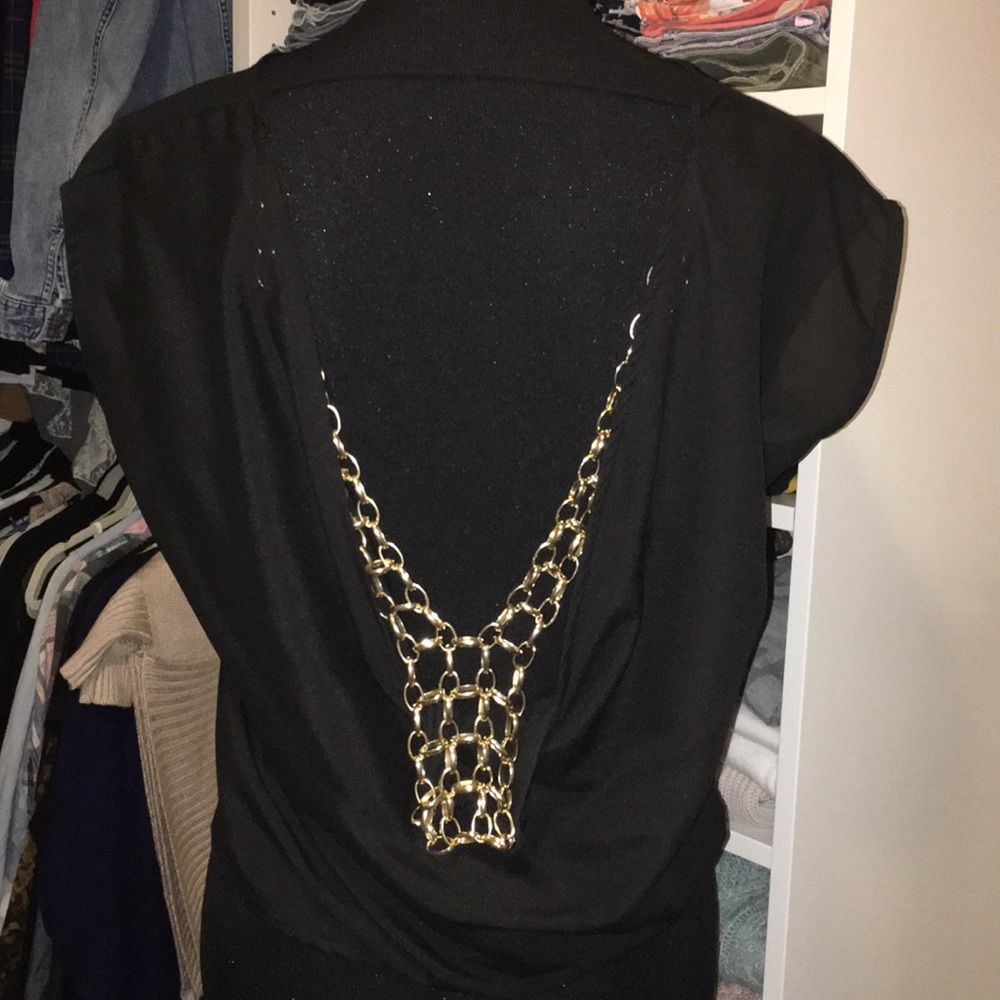 Chain back Top - Picture 3 of 3